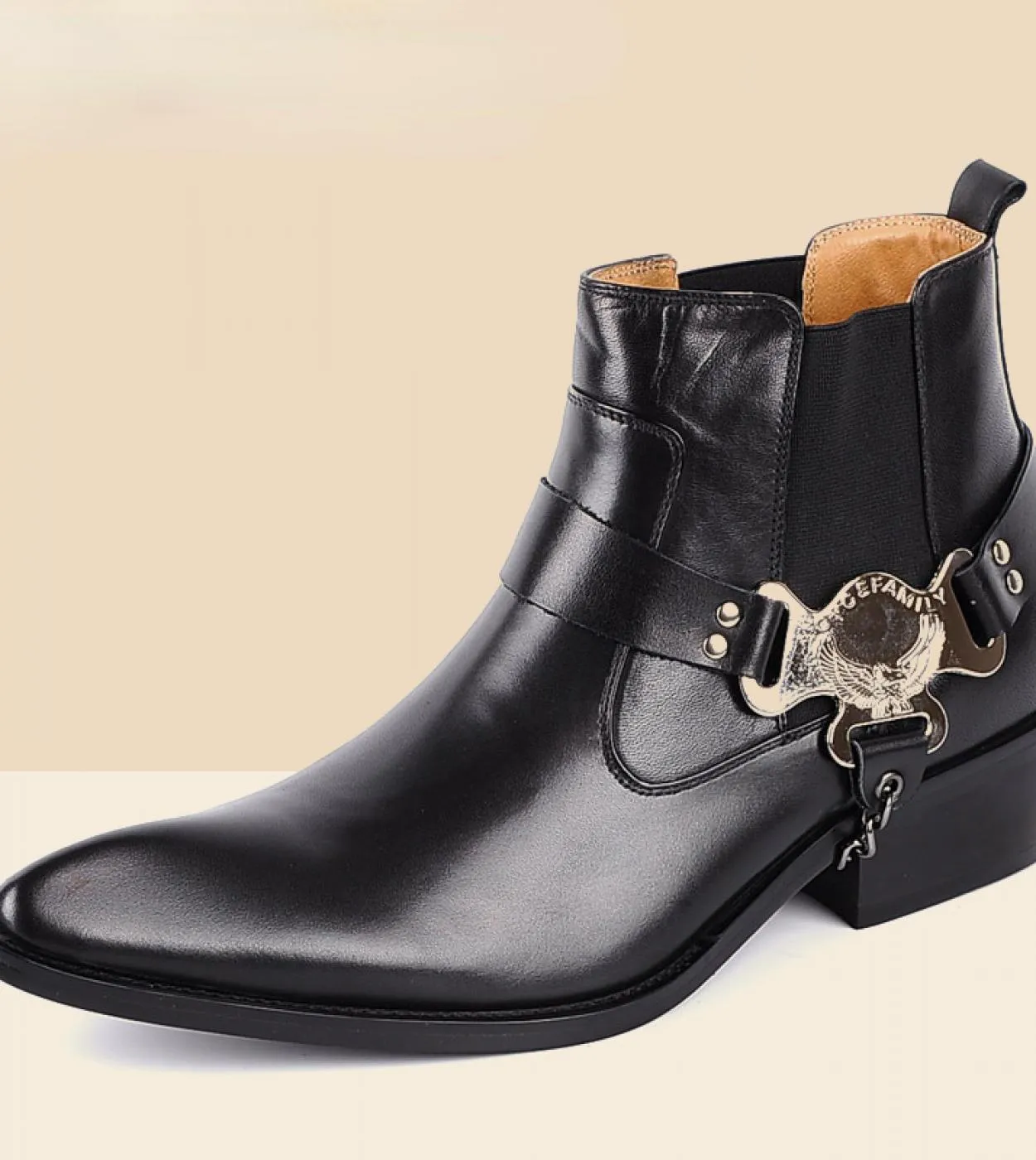 2022 Stivaletti da uomo Scarpe da cowboy classiche Nuovo stile Trendy Catena in metallo Designer Vera pelle Uomo con punta a pun