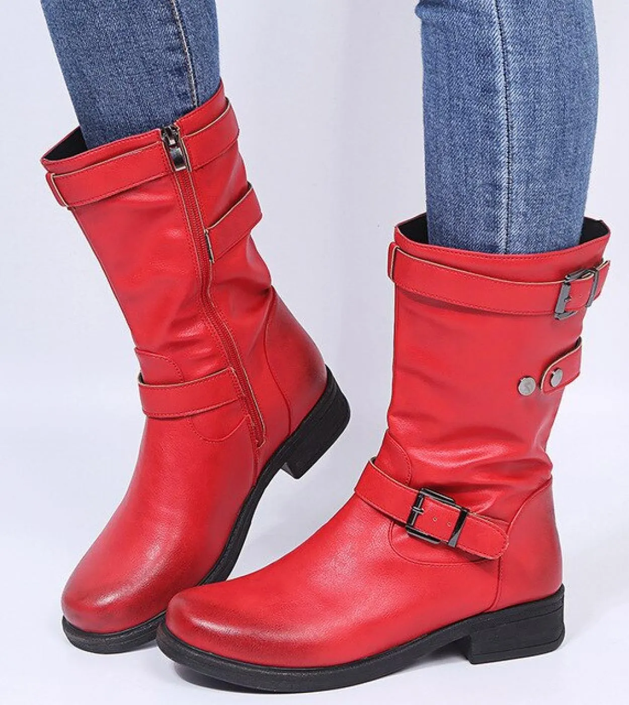 2022 Stivali da donna in pelle Punta tonda Retro fibbia Stivali a metà polpaccio Moda Tacco basso Stivaletti da moto Autunno Inv