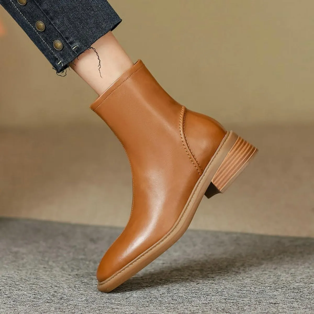 2023 Nuove Donne Del Cuoio Genuino Stivaletti Med Tacchi Punta Quadrata Signore Scarpe di Base Autunno Inverno Taglia 41 42 43 d