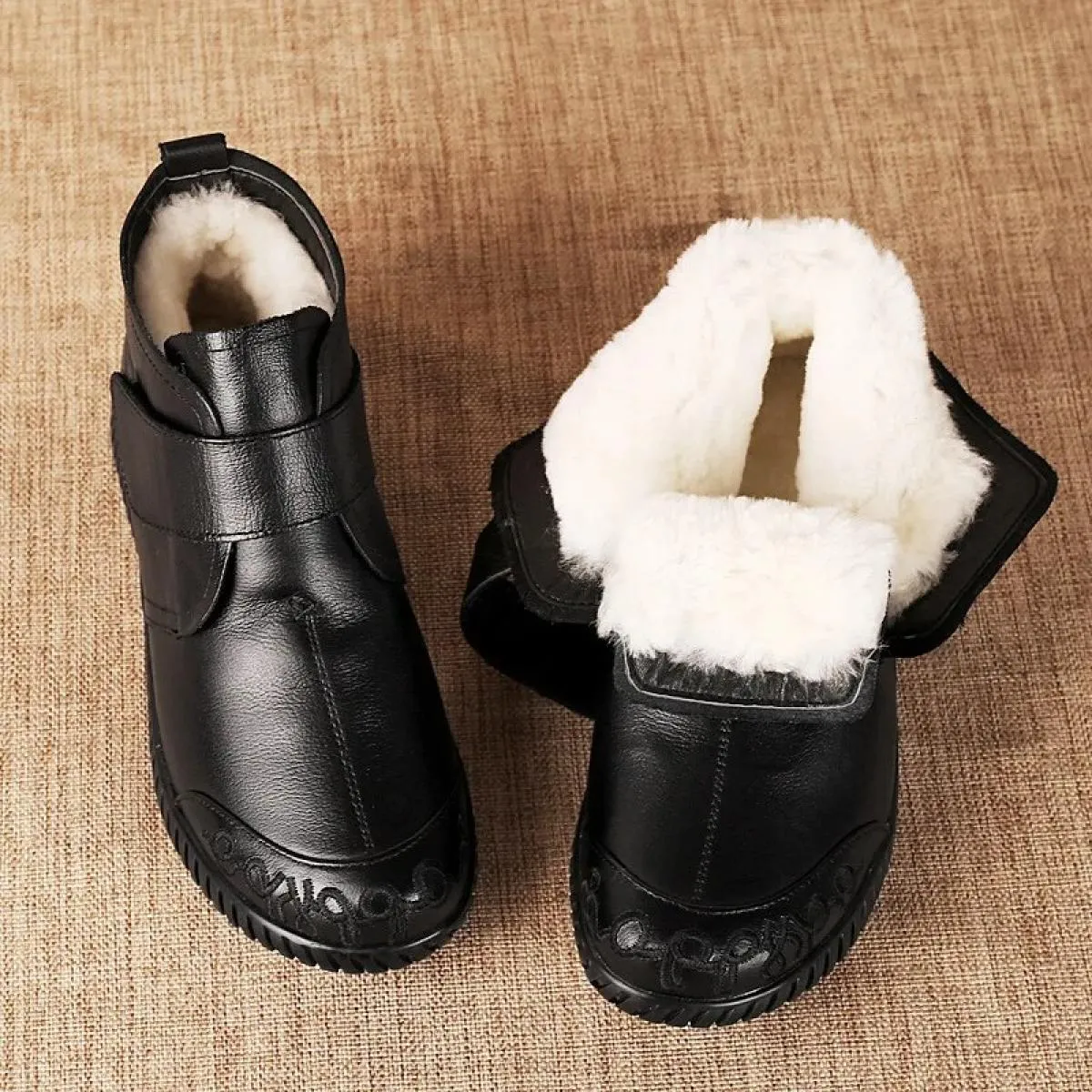 2023 stivaletti in vera pelle da donna nuovi scarpe con fondo spesso in peluche scarpe calde invernali calzature alla moda di gr