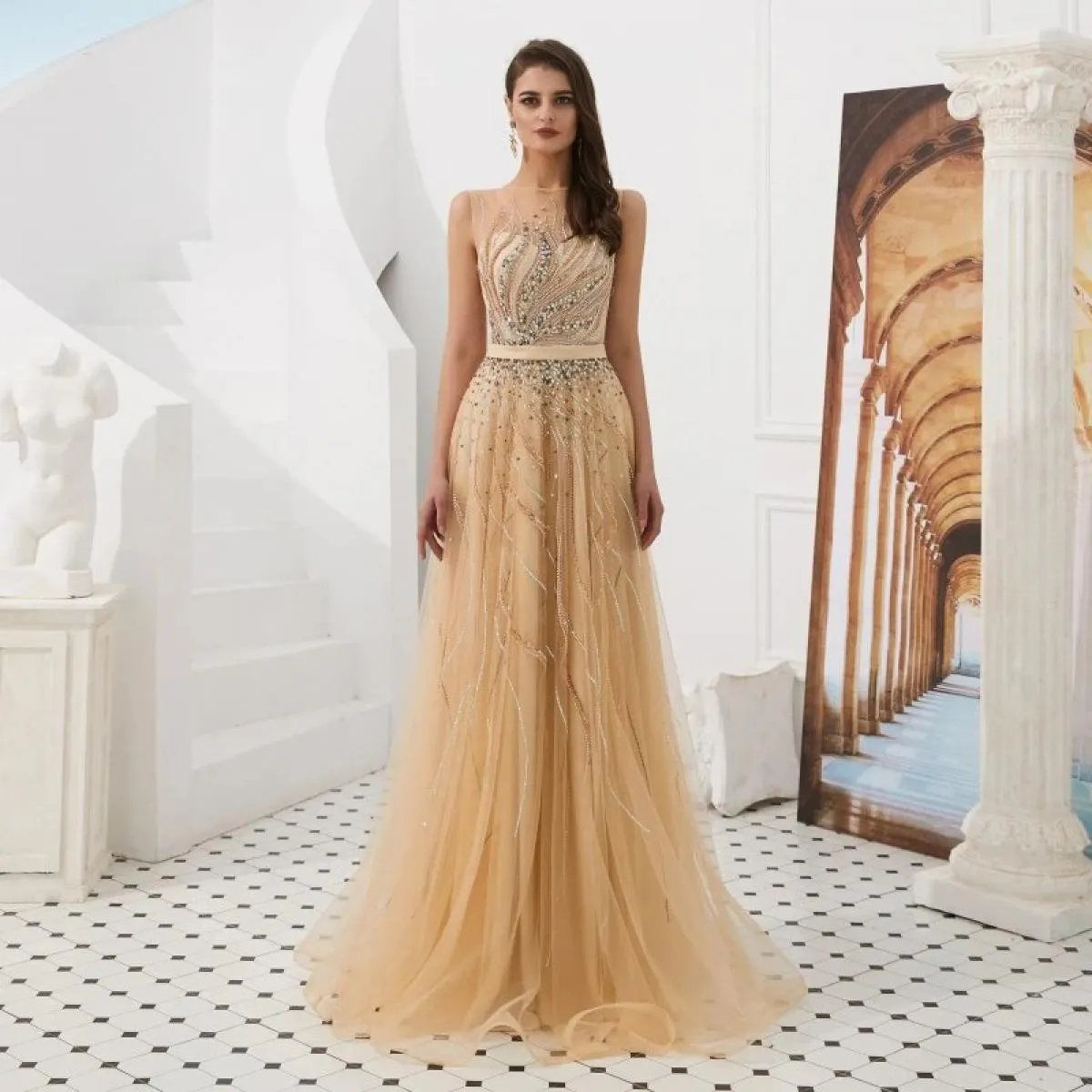 Abiti da sera eleganti di linea A Abito lungo formale grigio oro di lusso lungo per le donne Abito da ballo lungo con perline di