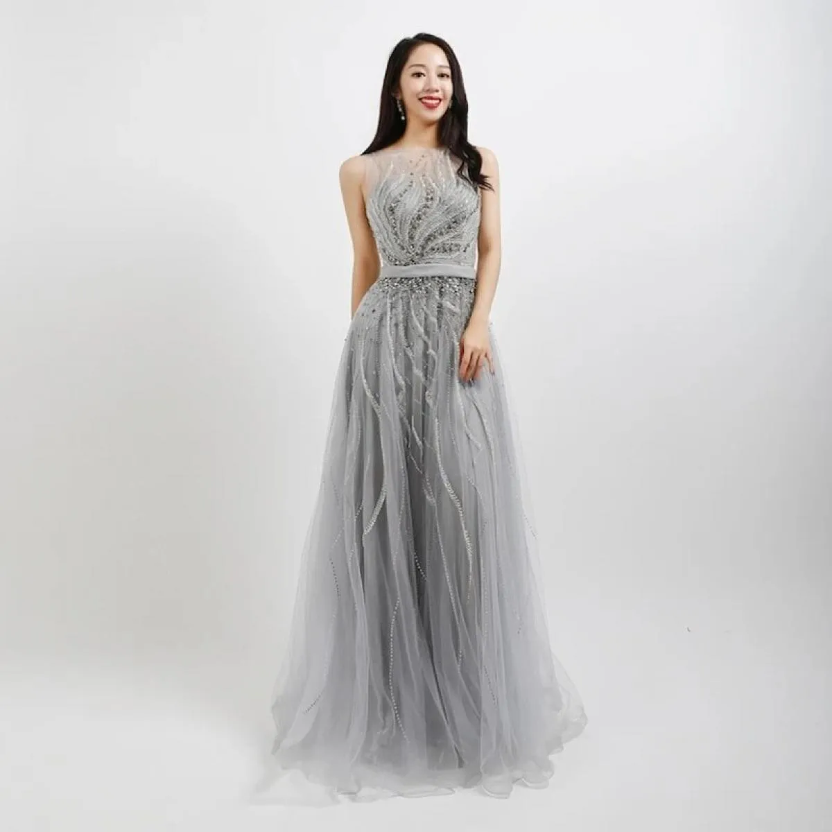 Abiti da sera eleganti di linea A Abito lungo formale grigio oro di lusso lungo per le donne Abito da ballo lungo con perline di