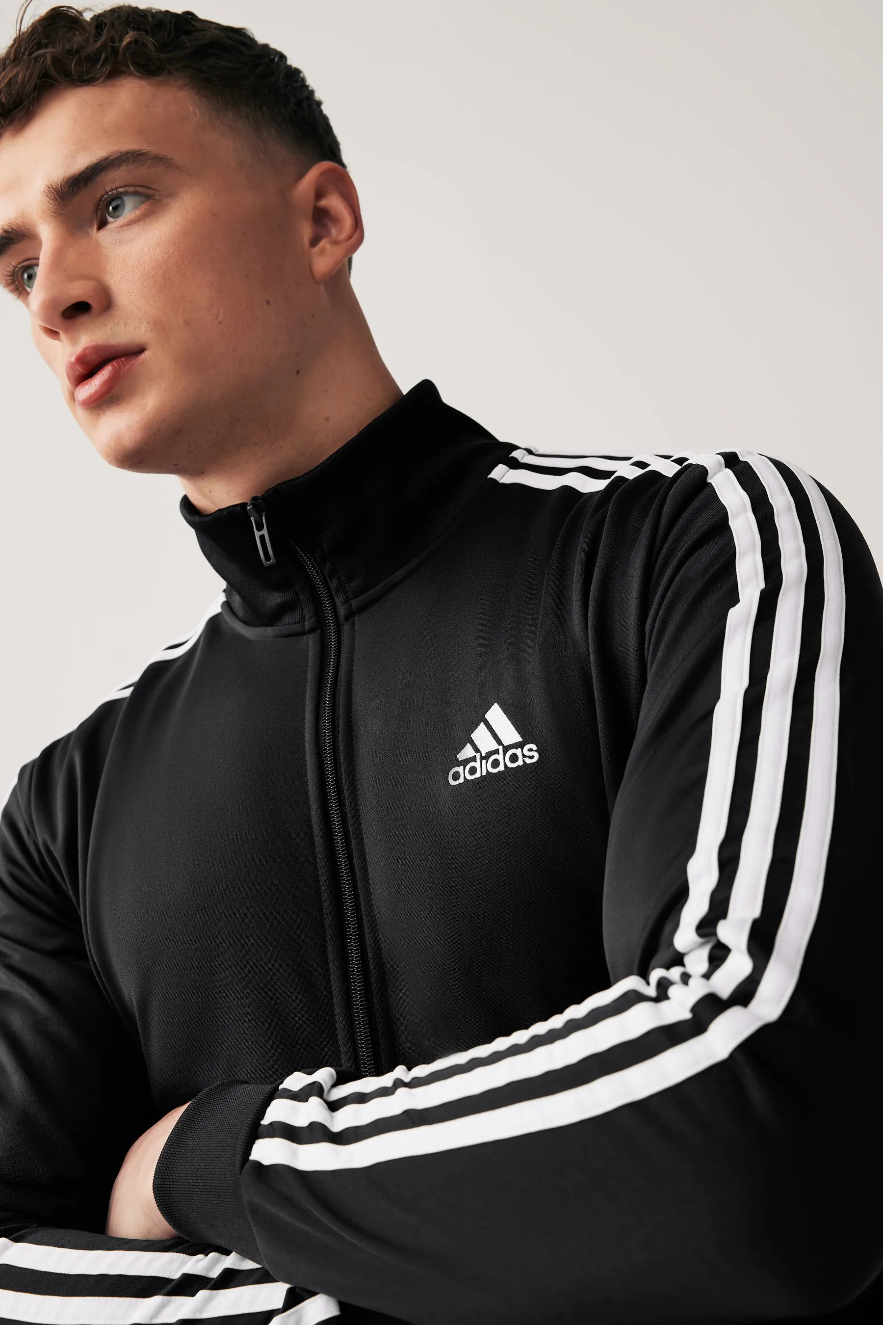 adidas - Tuta in tricot basic con 3 strisce