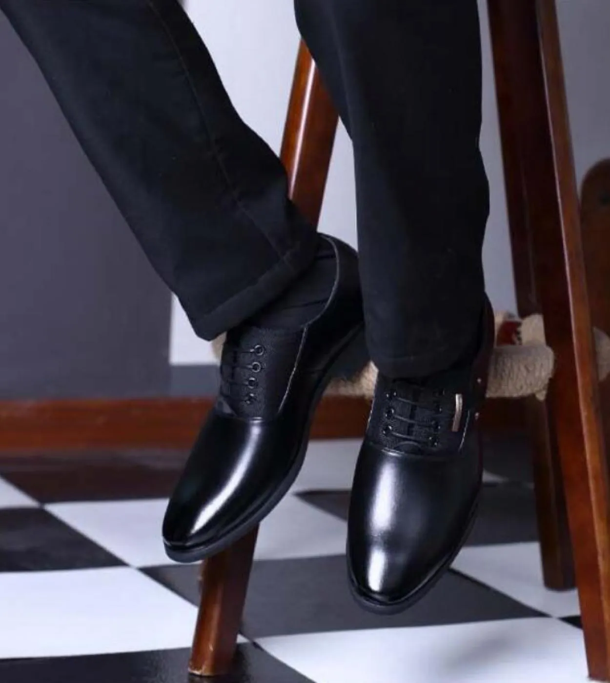 Aumenta 6 Cm Scarpe eleganti da lavoro da uomo Tacco invisibile Punta a punta Maschile Casual Pelle Oxford Decorazione in metall