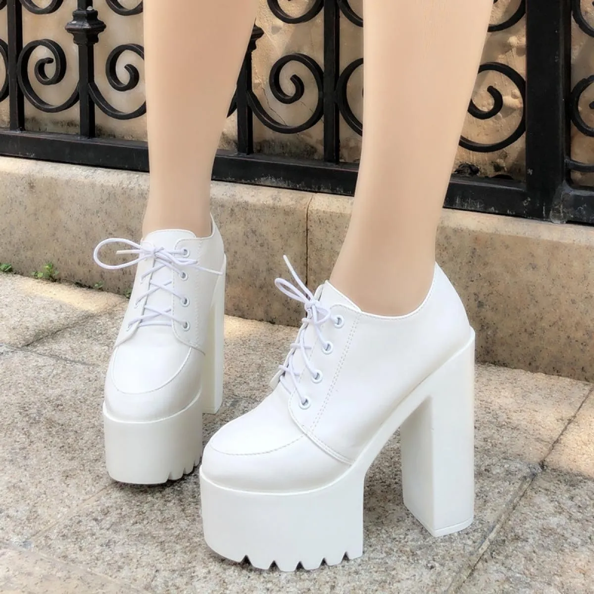 British Wind Scarpe piccole in pelle Stivali da donna con tacco super alto 15 cm Stivaletti moda da passerella Tacchi alti Cavig