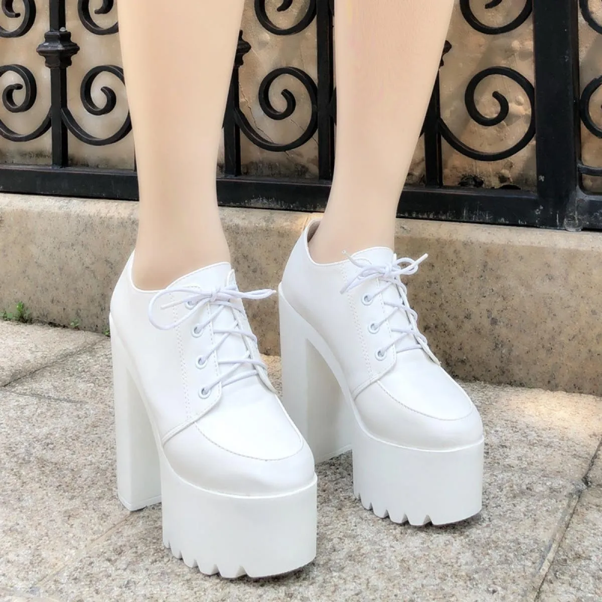 British Wind Scarpe piccole in pelle Stivali da donna con tacco super alto 15 cm Stivaletti moda da passerella Tacchi alti Cavig