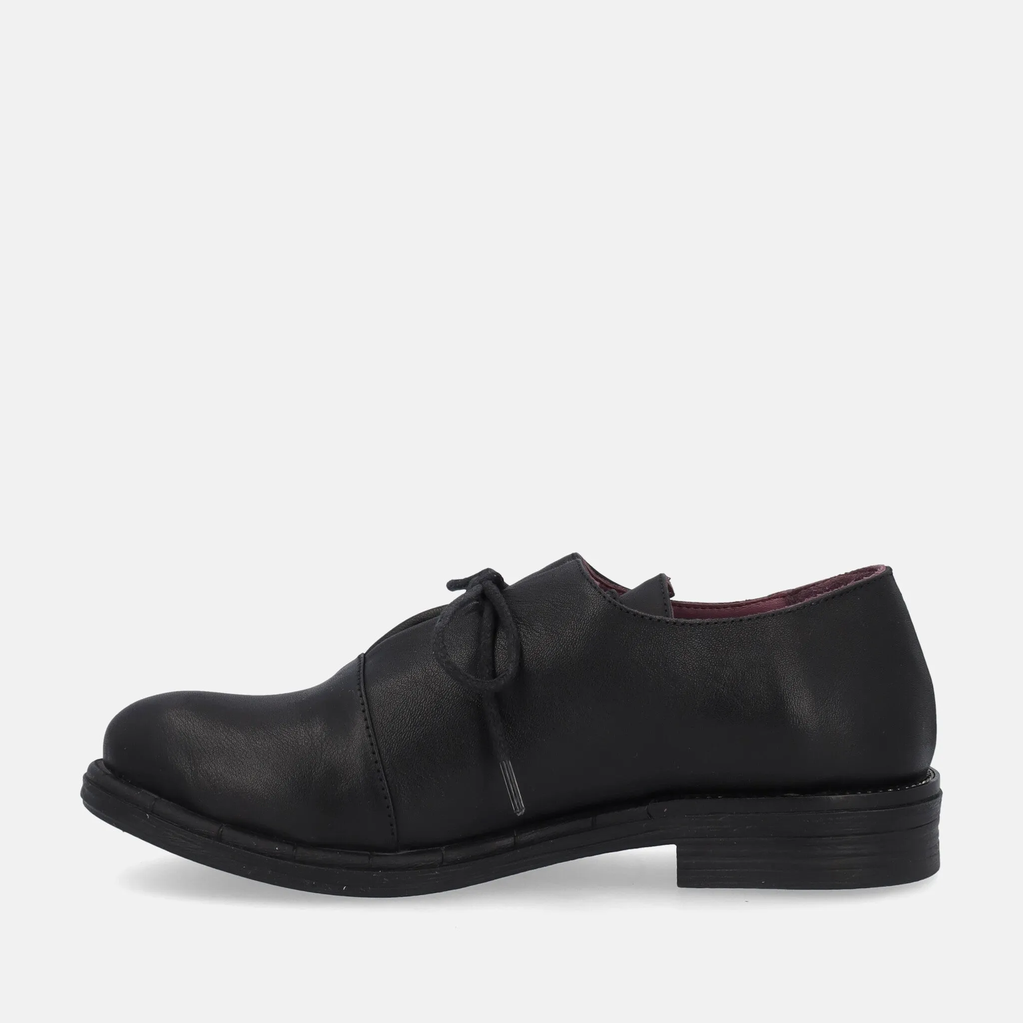 BUENO SCARPA STRINGATA