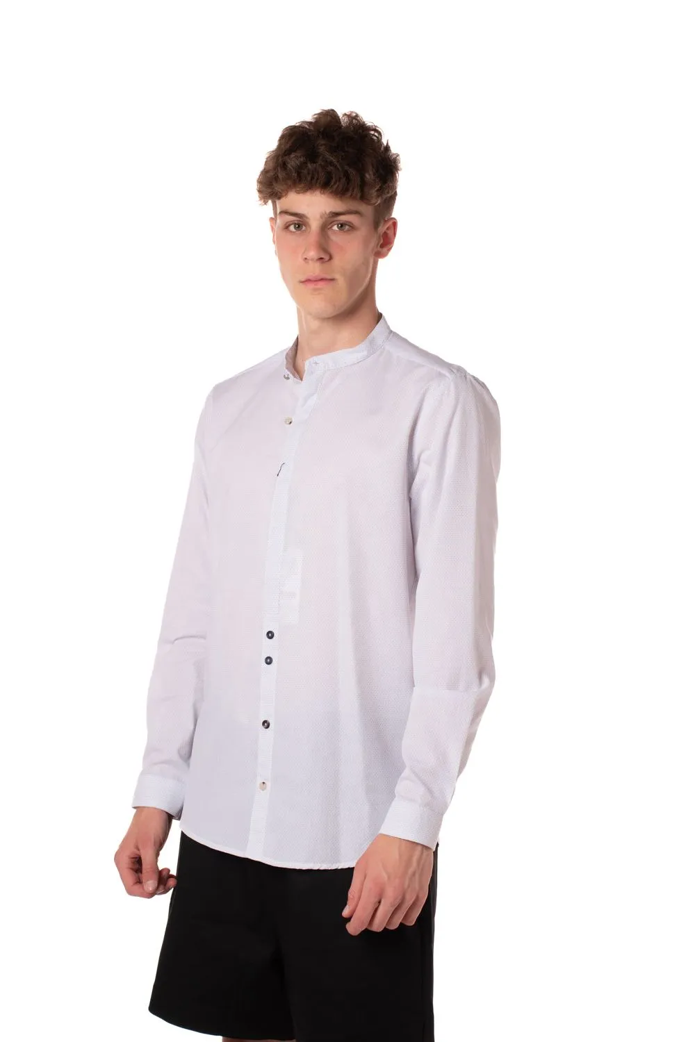 camicia coreana uomo bianca