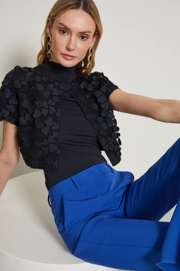 Coprispalle in tulle ricamato