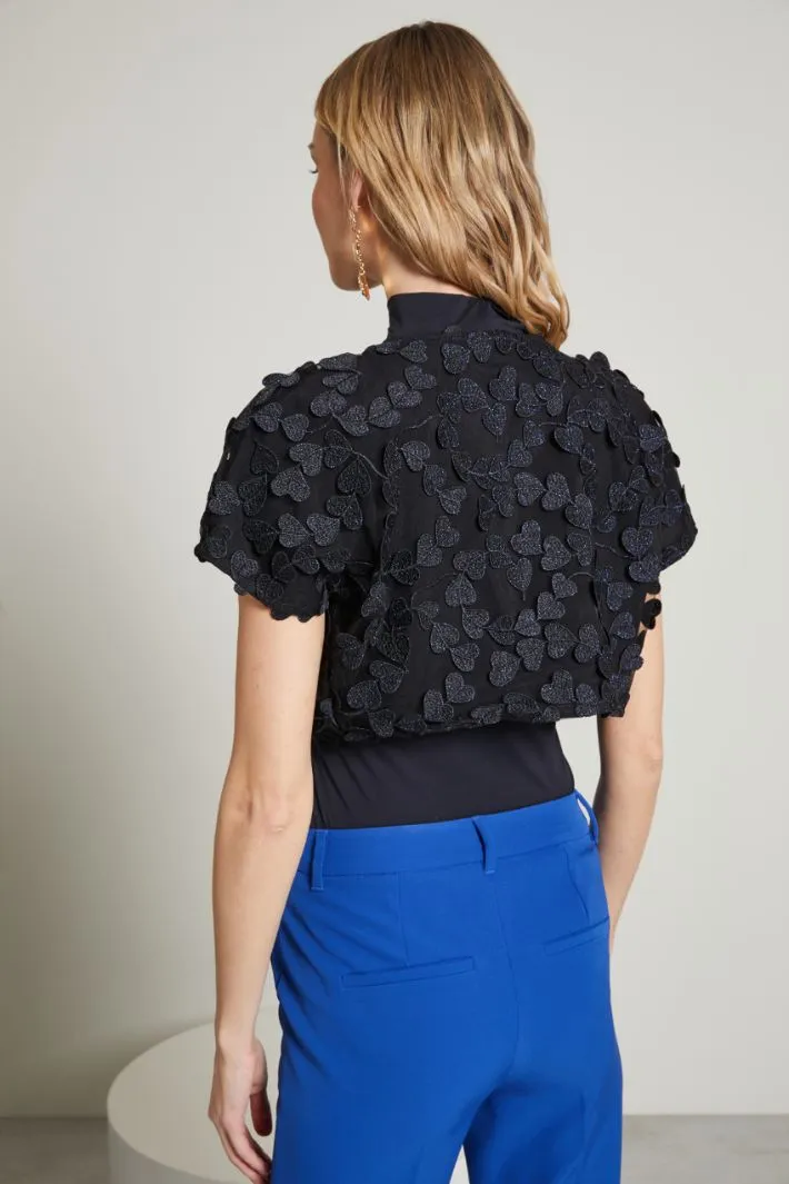 Coprispalle in tulle ricamato