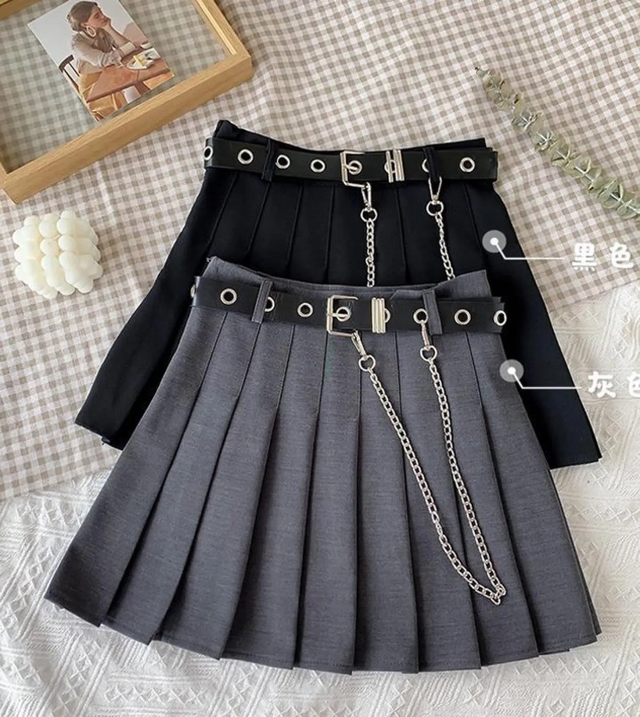 Gonna a pieghe nera con cintura a catena Punk Rock Girl Cheerleading Minigonna con cintura Alt Women Egirl Outfit Gonne