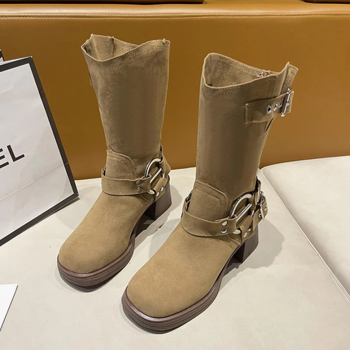 Inverno Nuova Tendenza In Pelle Scamosciata Scarpe A Metà Polpaccio Pompe Chunky Donne Chelsea Stivali 2023 Goth Tacchi Medi Sti