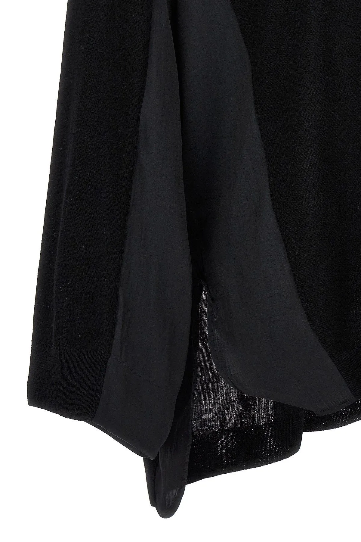MAGLIA NERA CON LATI IN SATIN