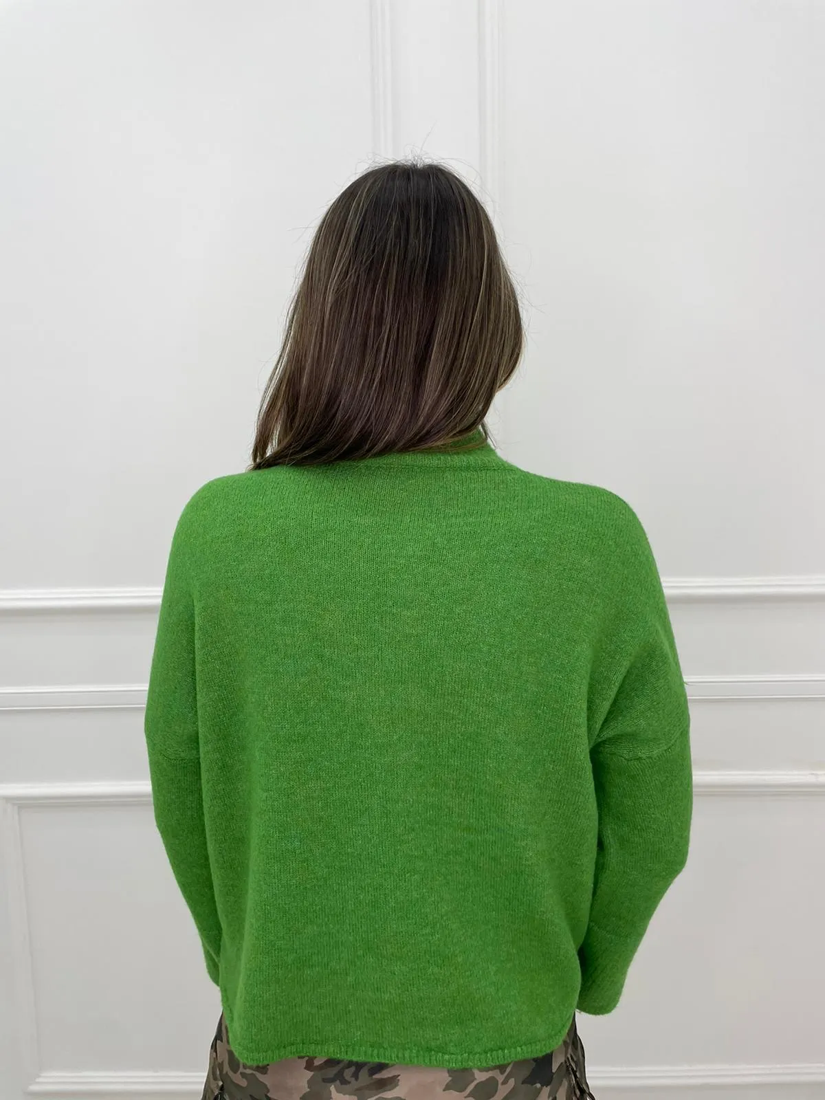Maglione over con maniche a campana con spacchetto