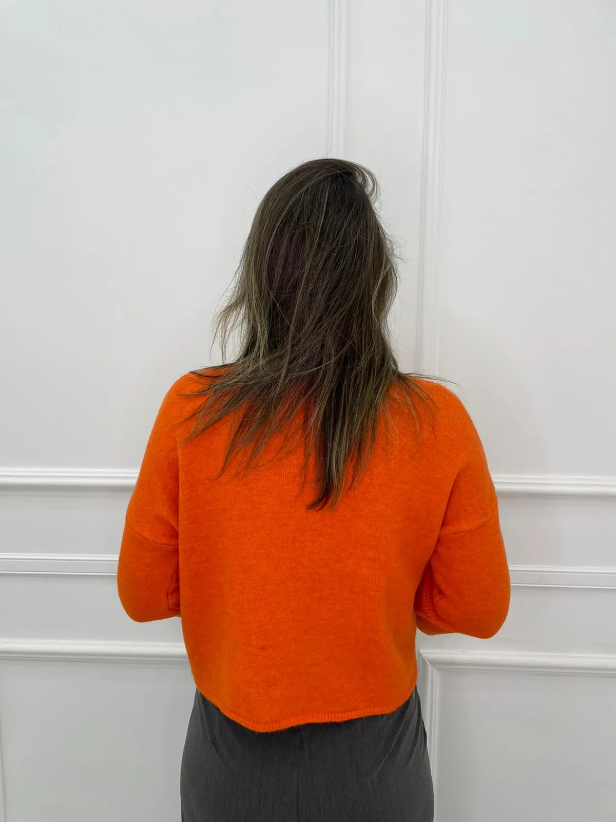 Maglione over con maniche a campana con spacchetto