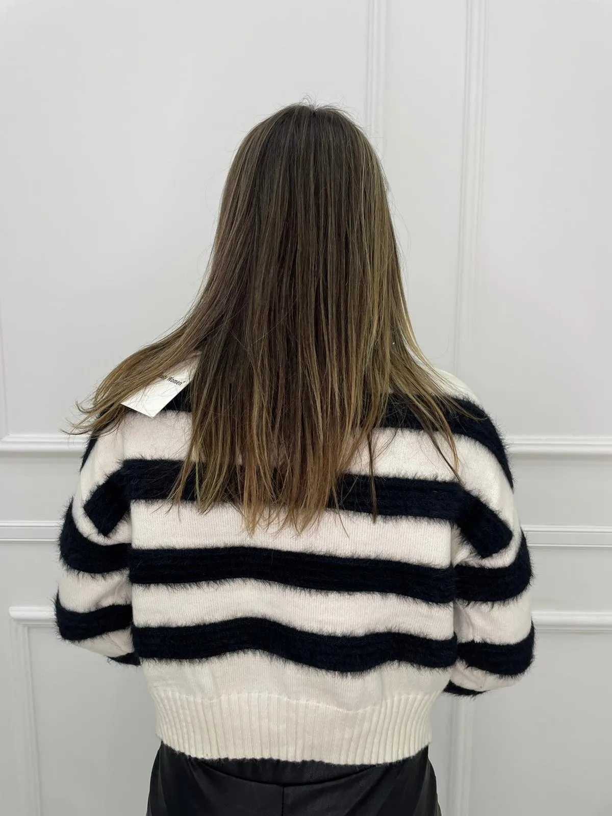 Maglione over con righe in pelo colorate