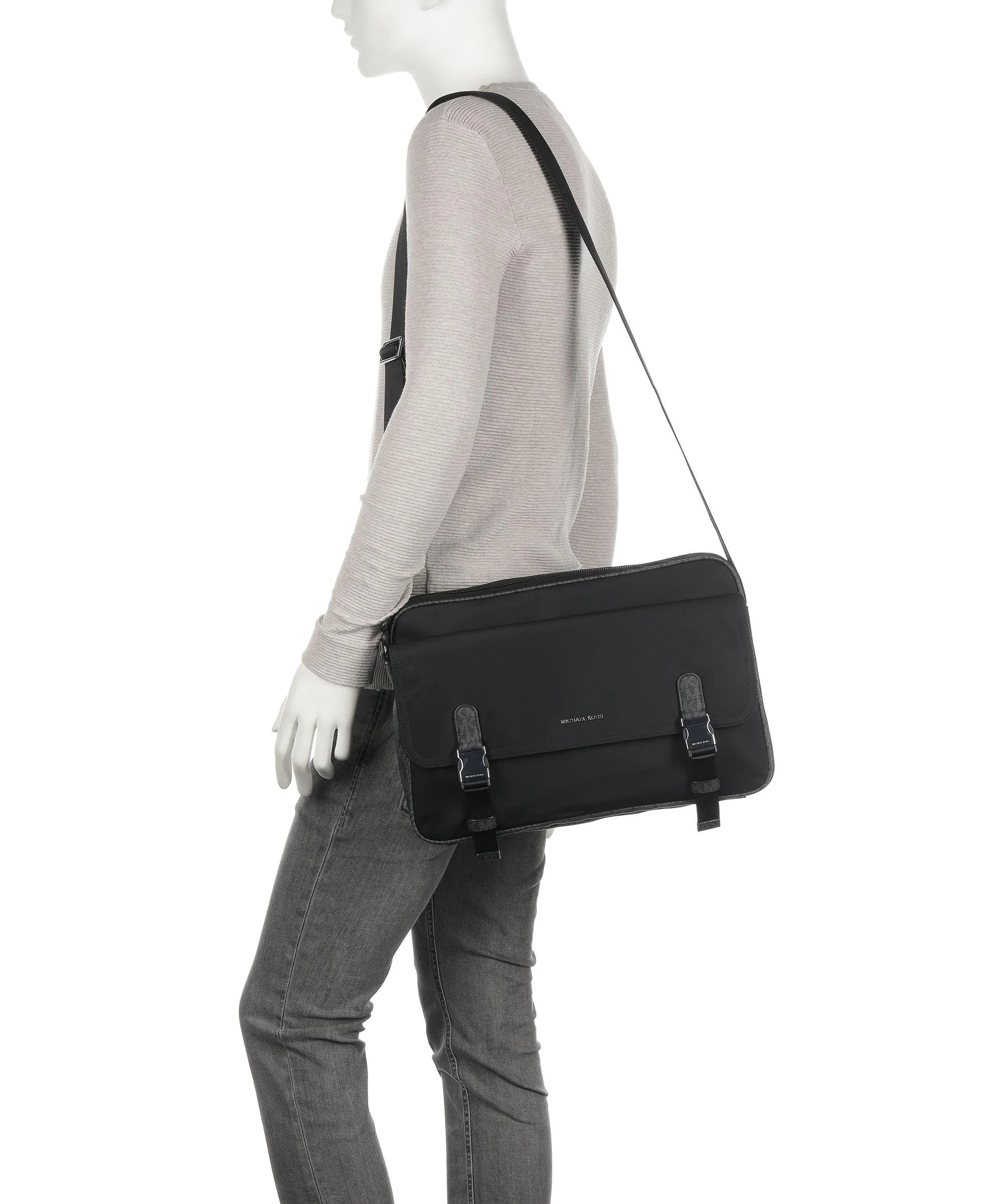 Michael Kors Borsa messenger 13″ nylon riciclato nero  