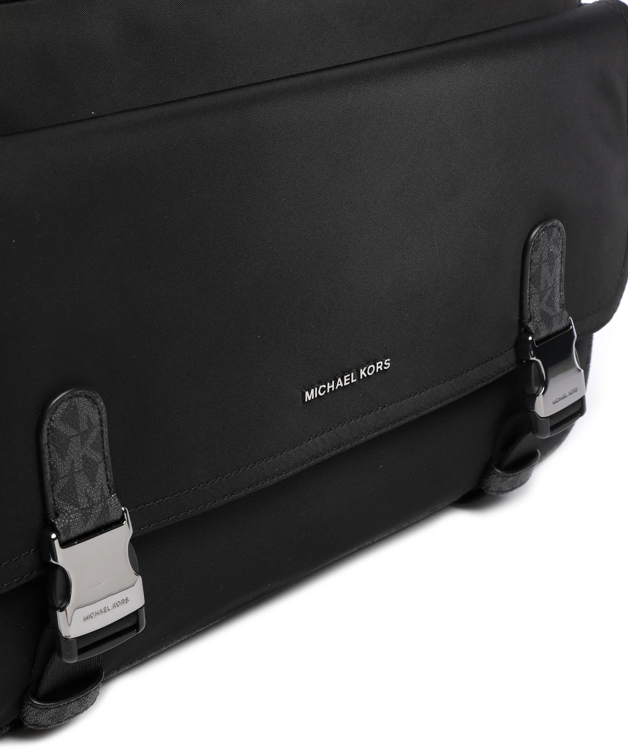  Michael Kors Borsa messenger 13″ nylon riciclato nero  