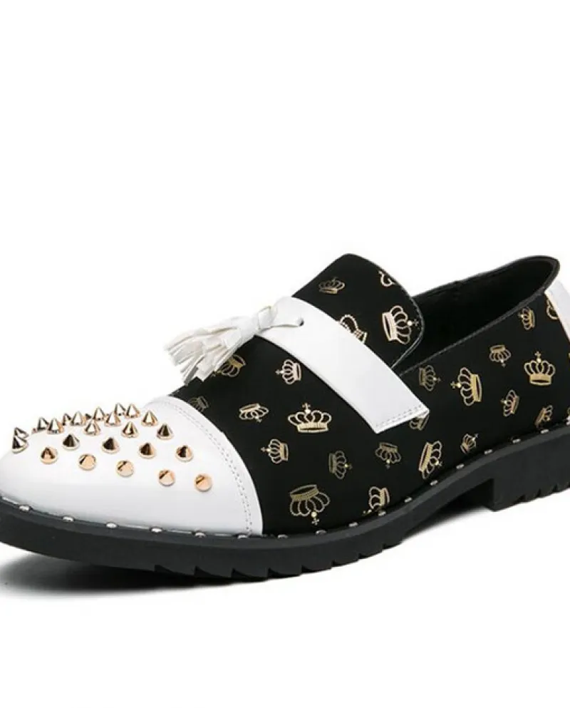 New British Fashion Mens Crown Pattern Rivetto a punta Nappa Oxford Abito da sposa Scarpe da ballo Homecoming Sapato Social Ma