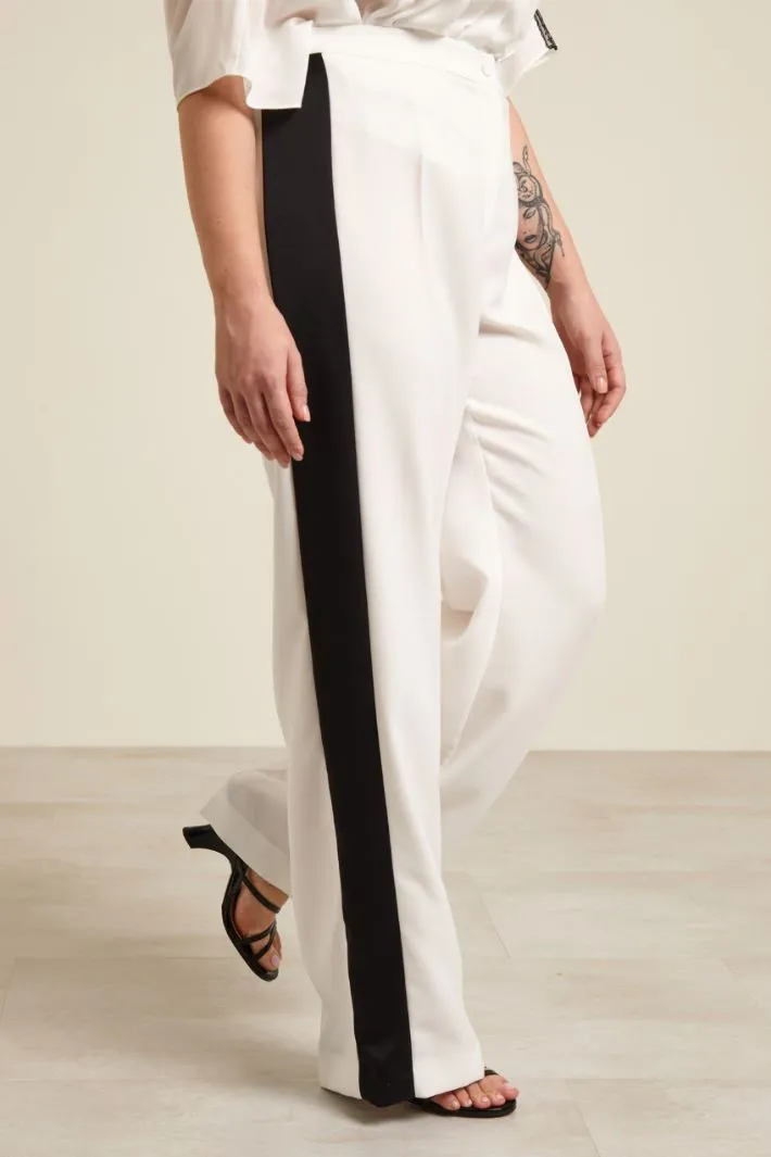 Pantaloni a palazzo smoking