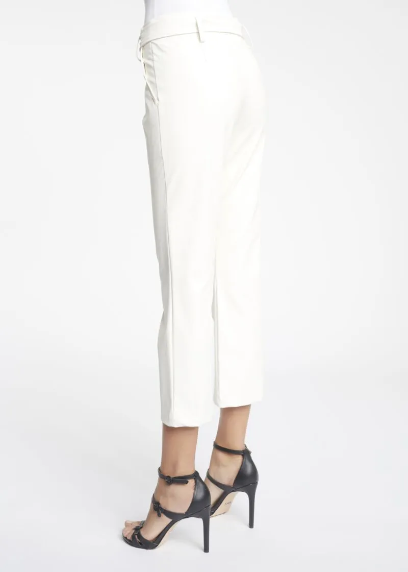 Pantaloni effetto pelle