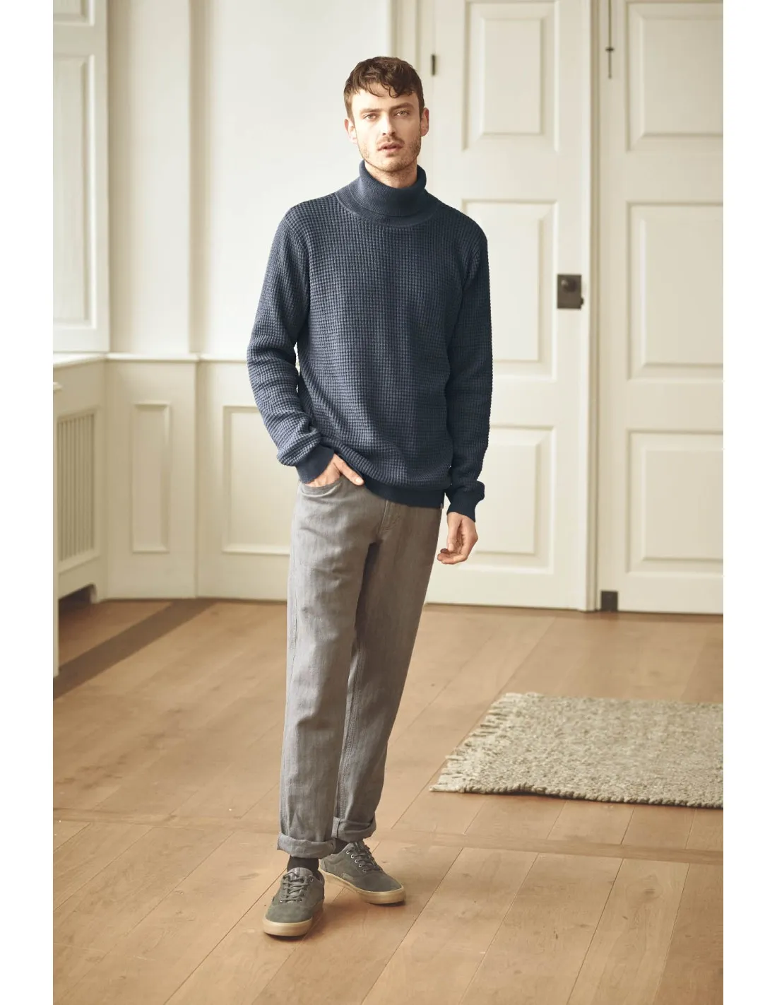 PULL IN CANAPA E COTONE BIOLOGICO CON COLLO ALTO