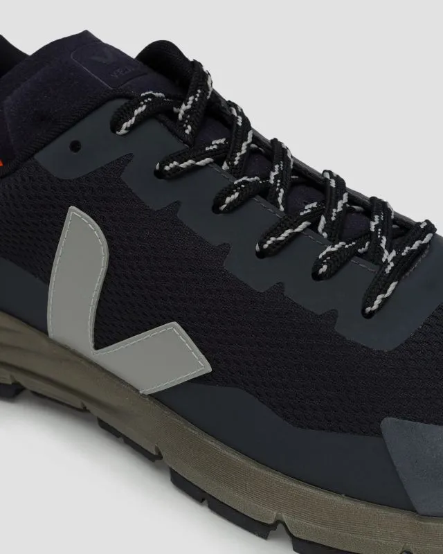 Scarpe da uomo Veja Dekkan nere
