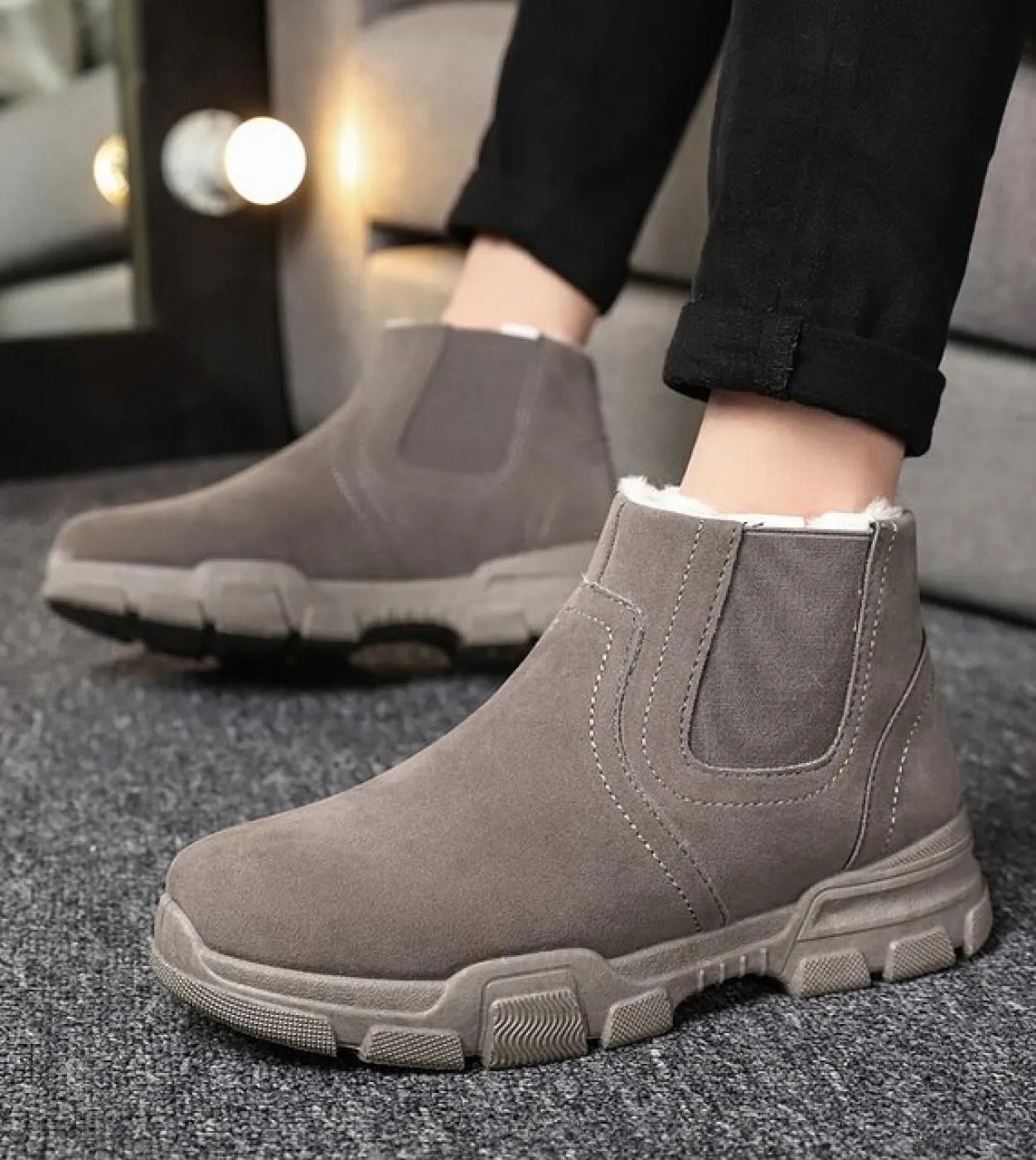 Stivaletti alti in velluto con suola spessa Nuovi stivali da cowboy in pelle scamosciata sintetica da uomo Scarpe da uomo moda a