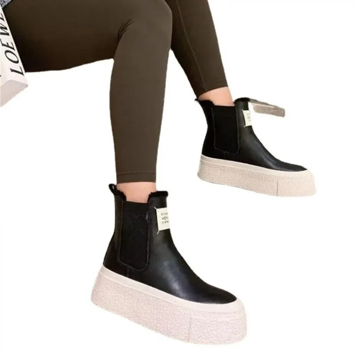 Stivaletti da donna alla moda nuovi invernali tacco piatto stivali da neve da donna a testa tonda caldi scarpe casual in peluche