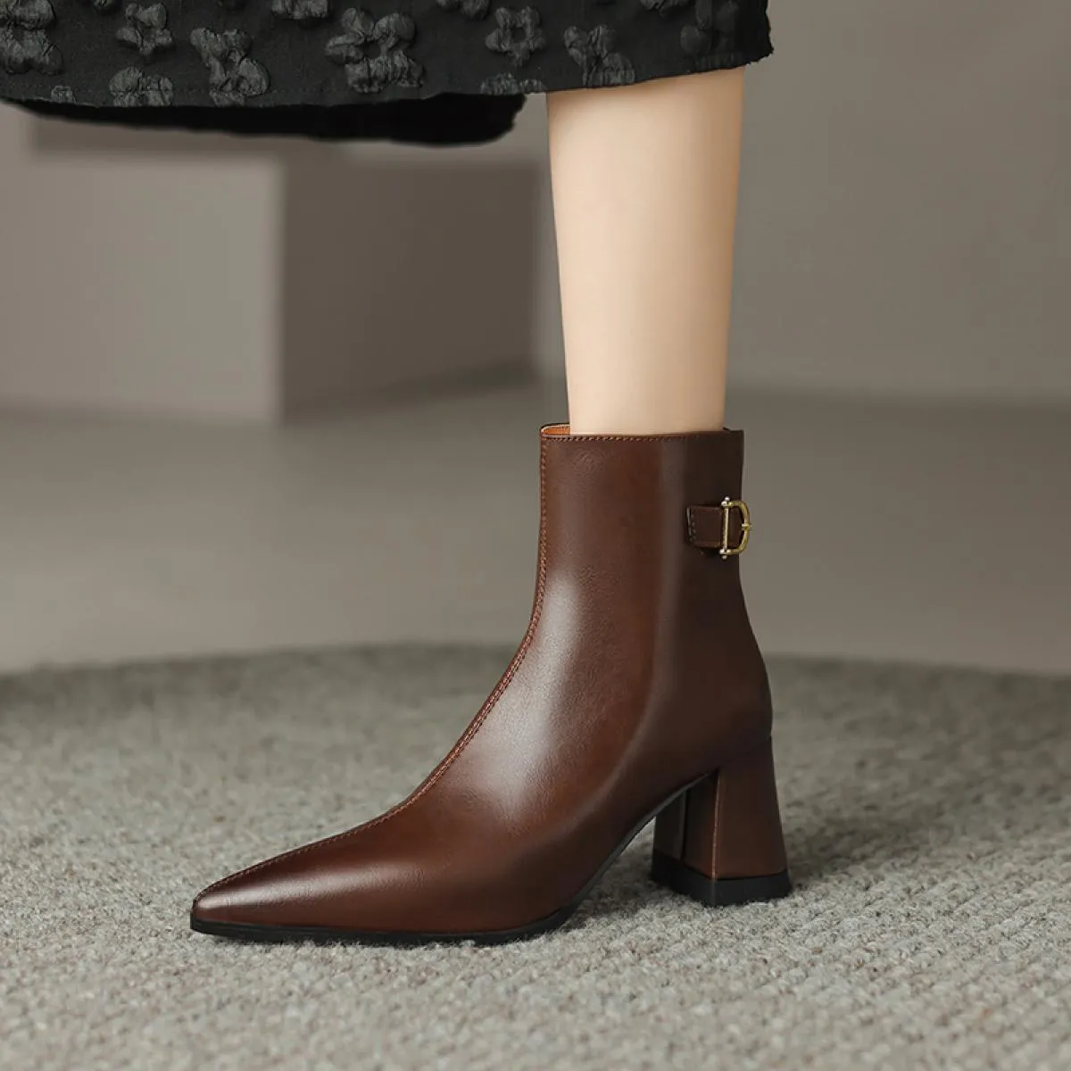 Stivaletti da donna in vera pelle per il tempo libero all'aperto scarpe con tacco alto a punta scarpe donna autunno inverno tagl