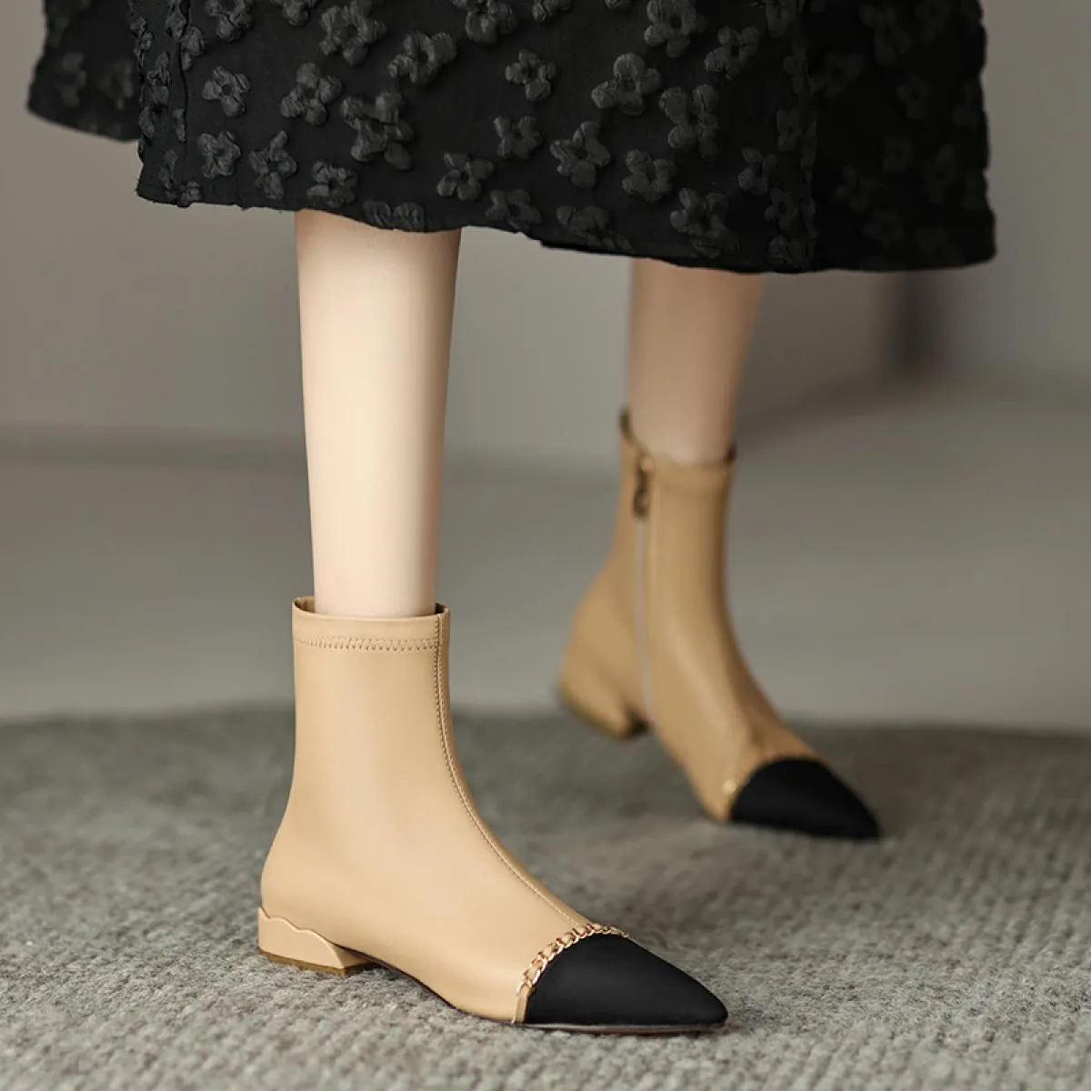 Stivaletti vintage da donna matura Autunno Inverno Abito da ufficio da donna Tacchi spessi scarpe a punta in vera pelle Scarpe d