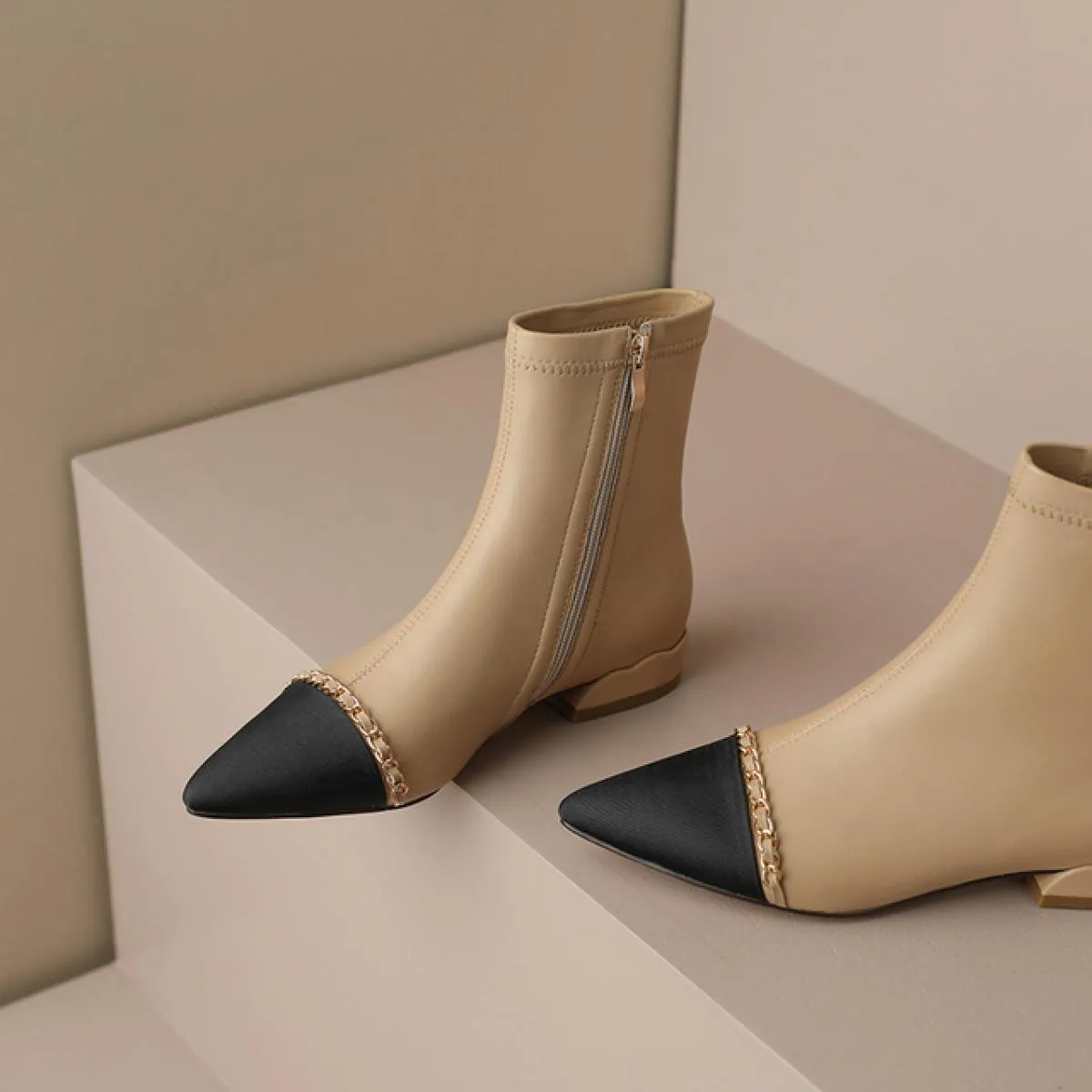 Stivaletti vintage da donna matura Autunno Inverno Abito da ufficio da donna Tacchi spessi scarpe a punta in vera pelle Scarpe d