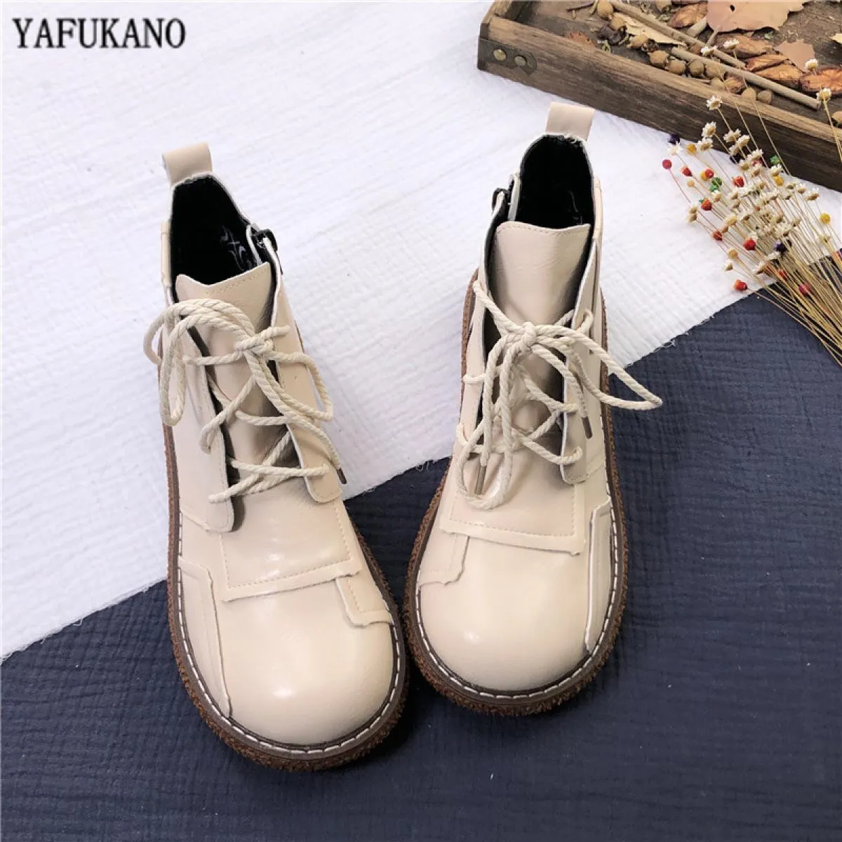 Stivali da donna con plateau Mori Girl Scarpe da bambola con testa grande letteraria Stivali corti più Stivaletti da donna in ve