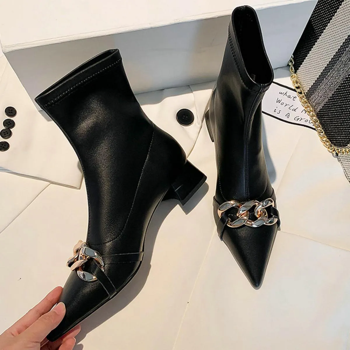 Tacchi alti Punta a punta Stivaletti da donna basic da ufficio Vera pelle Concise Autunno Inverno Scarpe da sposa per feste Donn