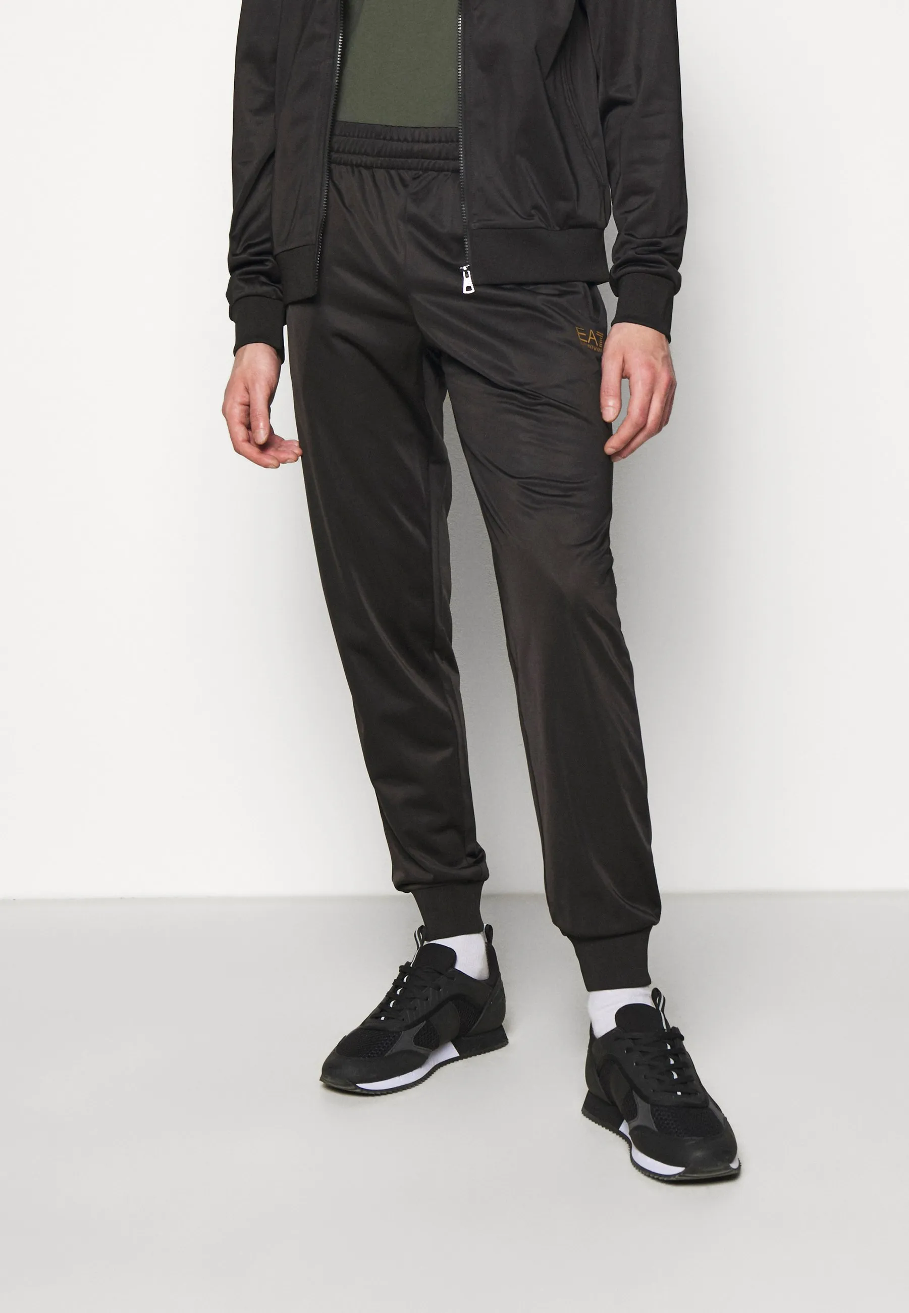 TRACKSUIT - Tuta